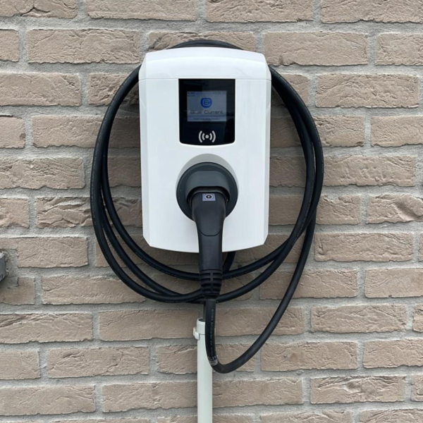 Laadpaal installatie thuis Alfen Eve Single Pro-line