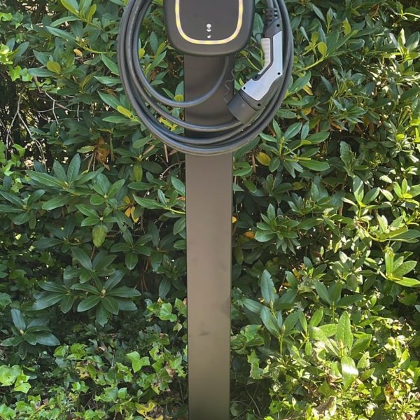 Wallbox Pulsar Pro - Paalmontage